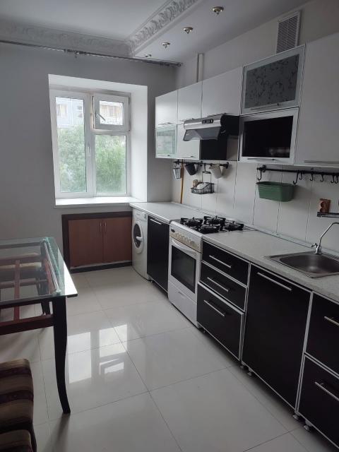 3 комн., 71 м², Инд. планировка, Апельсин 2