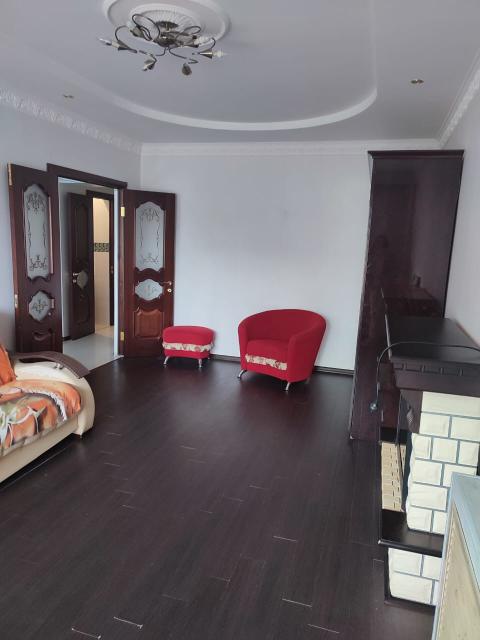 3 комн., 71 м², Инд. планировка, Апельсин 7