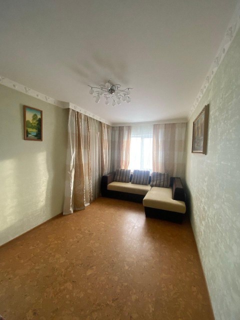 3 комн., 103 м², Монолитно-каркасный, Центр - район пл. Ленина 5