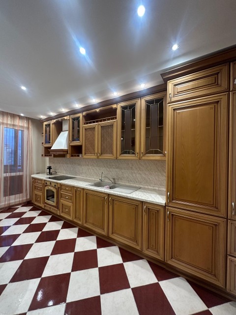 2 комн., 90 м², Монолитно-каркасный, Дом быта 14