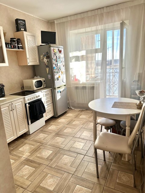 1 комн., 37 м², Инд. планировка, Авторынок