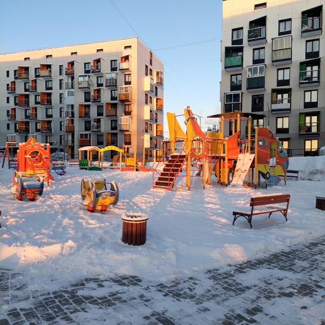 4 комн., 92 м², Монолитно-каркасный, Звездный 19