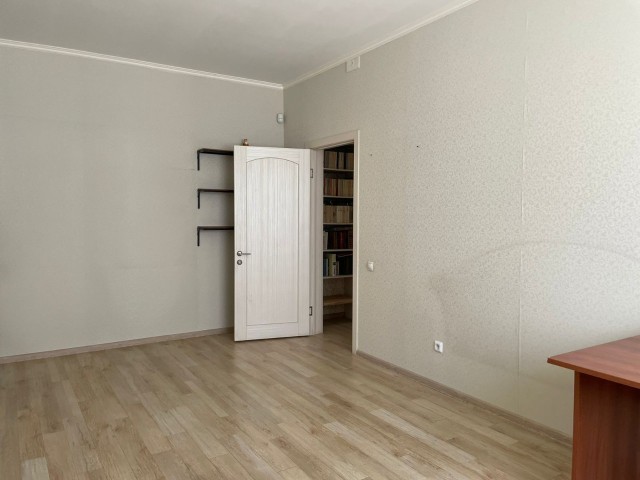 3 комн., 74 м², 112 серия, 203 мкрн. 6