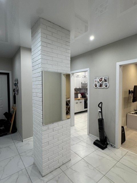 2 комн., 73 м², Монолитно-каркасный, Гимеин