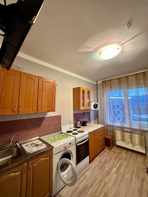 2 комн., 47 м², Монолитно-каркасный, Звездный 2