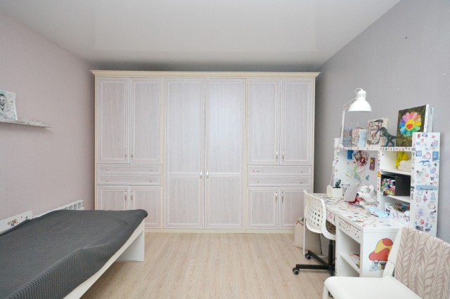 3 комн., 94 м², Монолитно-каркасный, 203 мкрн. 9