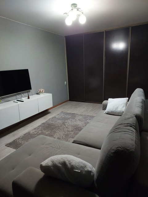 1 комн., 35 м², КПД, 202 мкрн.