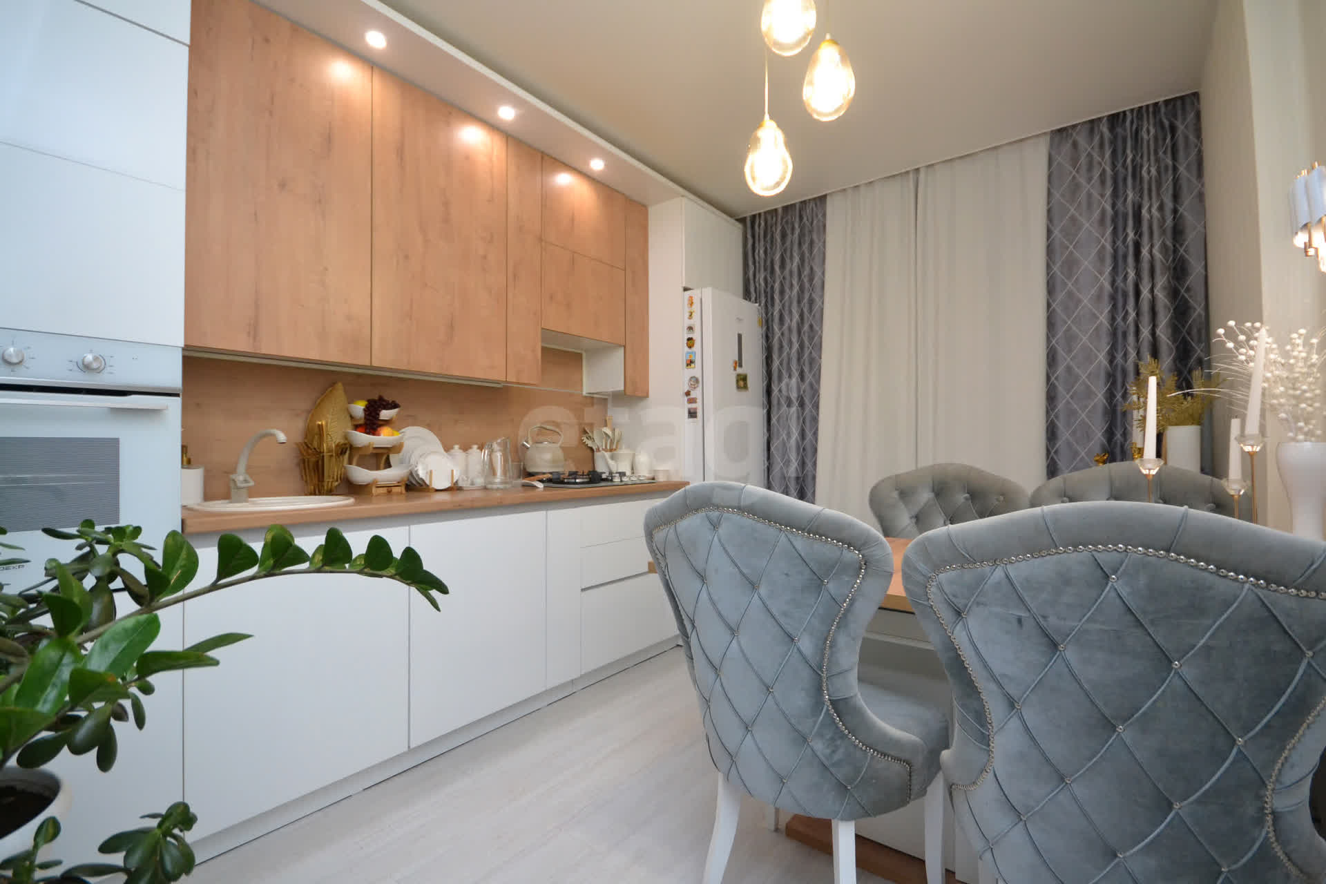 3 комн., 65 м², Монолитно-каркасный