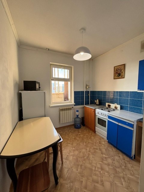 1 комн., 31 м², Блочный, Областная больница, рынок "Манньыаттаах"