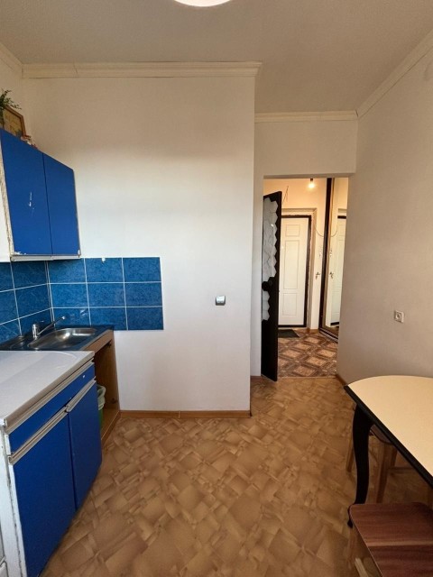 1 комн., 31 м², Блочный, Областная больница, рынок "Манньыаттаах" 2