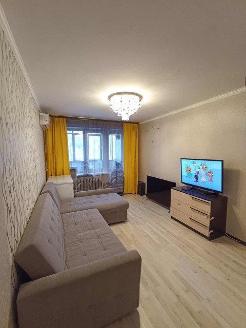 2 комн., 47 м², КПД, Сахацирк 3