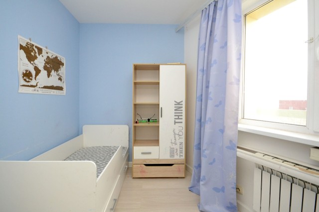 4 комн., 110 м², Монолитно-каркасный, Дом быта 8