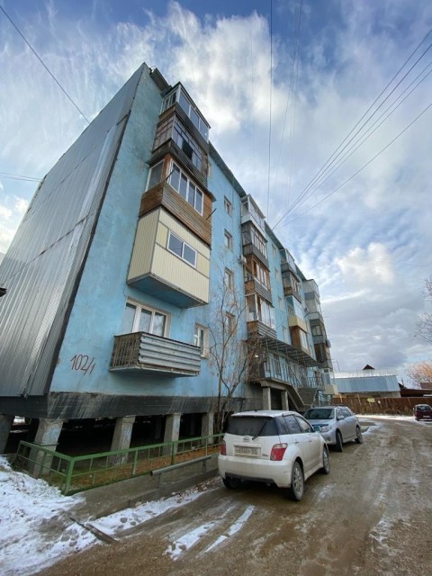 3 комн., 70 м², Блочный, Сайсары 2