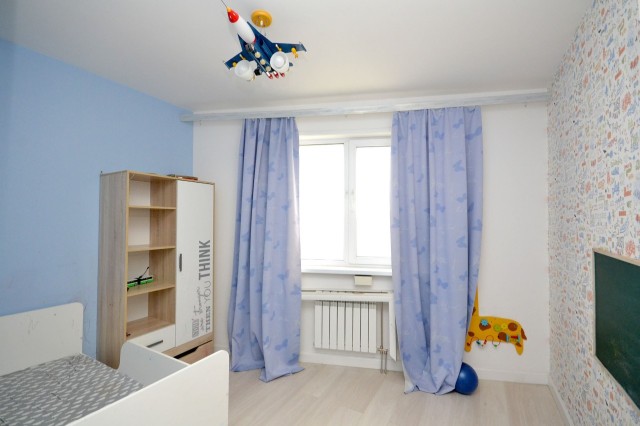 4 комн., 110 м², Монолитно-каркасный, Дом быта 9