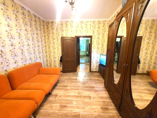 2 комн., 54 м², Блочный, Жатай 14