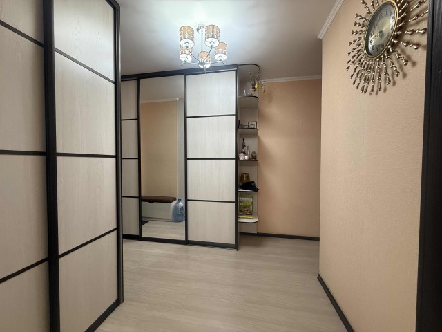 2 комн., 68 м², Инд. планировка 4