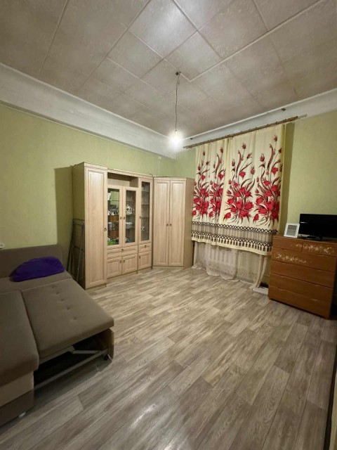 1 комн., 29 м², Сталинка, Центр - район пл. Орджоникидзе 3