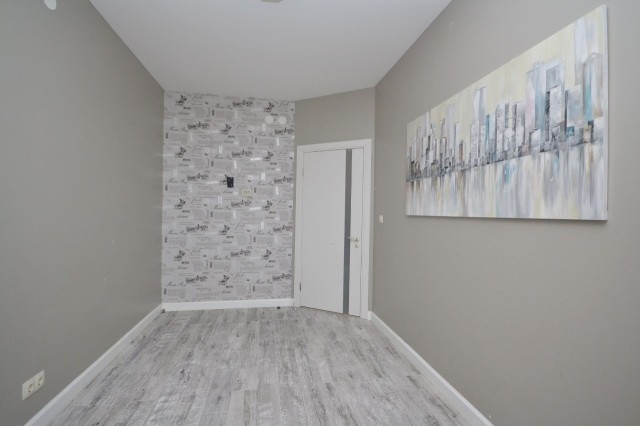 4 комн., 110 м², Монолитно-каркасный, Дом быта 11