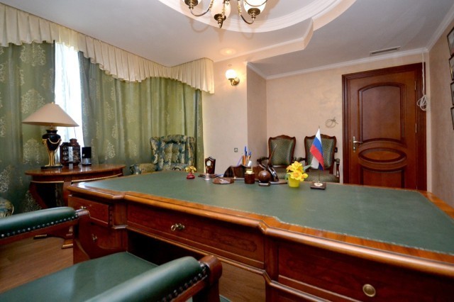 Больше 4 комн., 270 м², Инд. планировка, Центр - район пл. Ленина 11