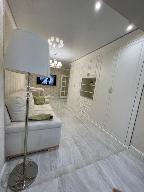 2 комн., 70 м², Монолитно-каркасный, 203 мкрн. 10