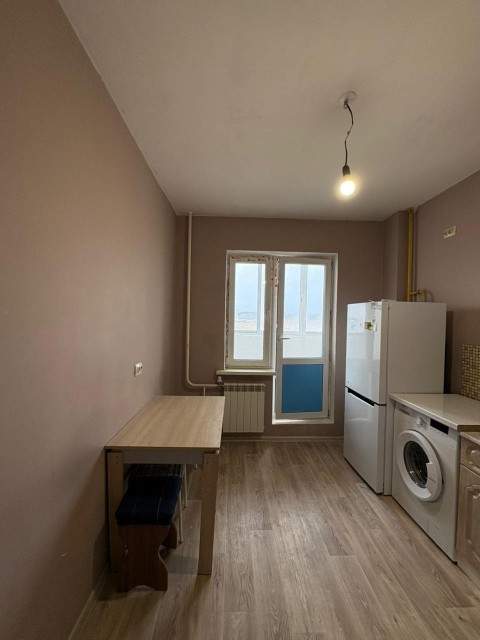 1 комн., 35 м², Монолитно-каркасный, Сайсары 7