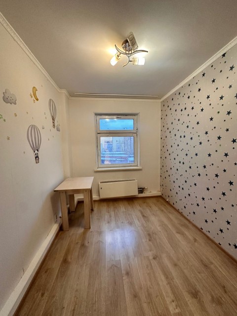 2 комн., 45 м², Монолитно-каркасный, Областная больница, рынок "Манньыаттаах" 4