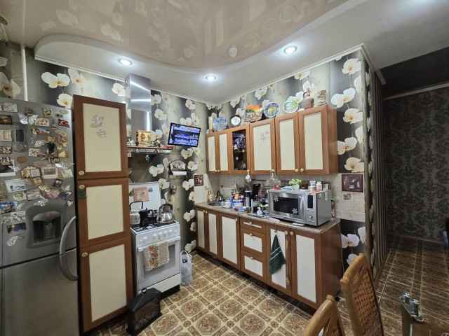 3 комн., 77 м², 112 серия, Авиапорт 9