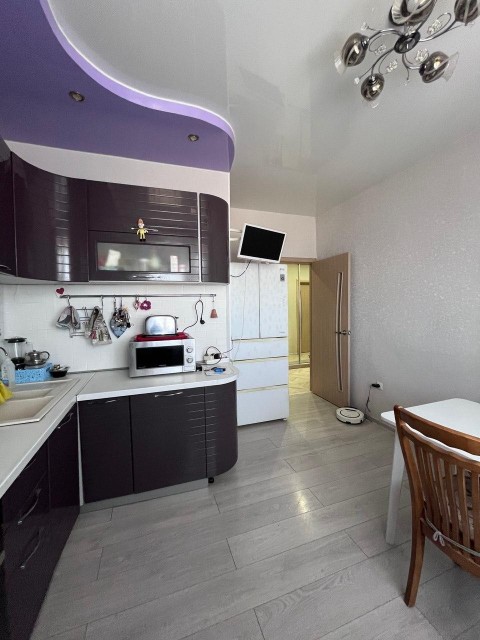 2 комн., 56 м², Монолитно-каркасный, Авиапорт 13