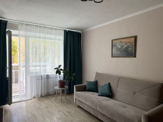 1 комн., 31 м², Блочный, Апельсин 6