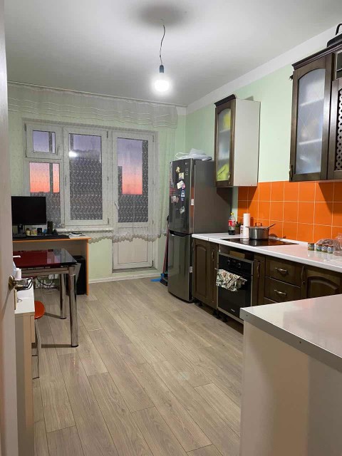 1 комн., 43 м², Монолитно-каркасный, Областная больница, рынок "Манньыаттаах" 6