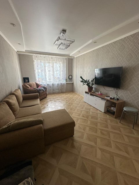 3 комн., 84 м², Монолитно-каркасный, ДСК 8