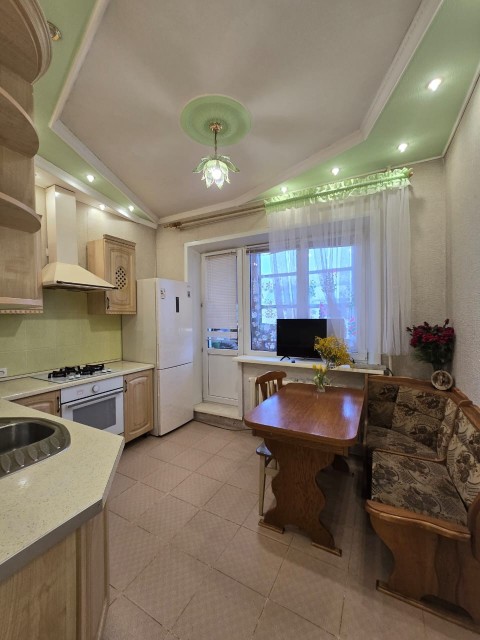 4 комн., 94 м², 112 серия, Авиапорт 2