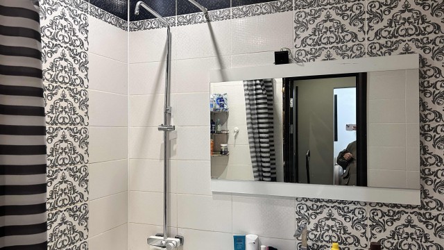 3 комн., 80 м², 112 серия, Областная больница, рынок "Манньыаттаах" 5