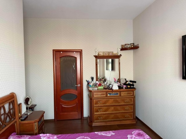 4 комн., 124 м², Монолитно-каркасный, Центр - район пл. Орджоникидзе 3