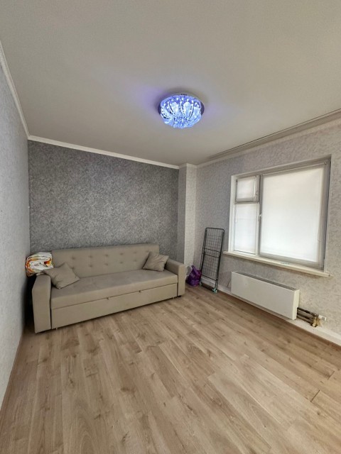 2 комн., 45 м², Монолитно-каркасный, Областная больница, рынок "Манньыаттаах" 2