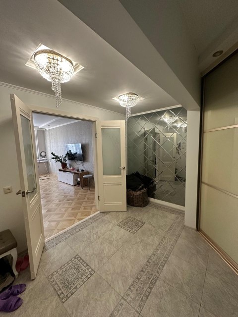 3 комн., 84 м², Монолитно-каркасный, ДСК 7