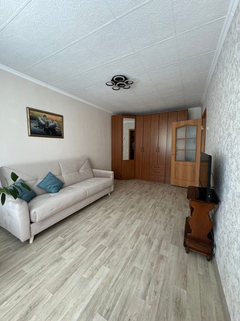 1 комн., 31 м², Блочный, Апельсин 5