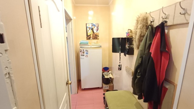 1 комн., 25 м², Хрущевка, Площадь Победы 6