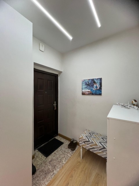 1 комн., Блочный, Областная больница, рынок "Манньыаттаах" 10