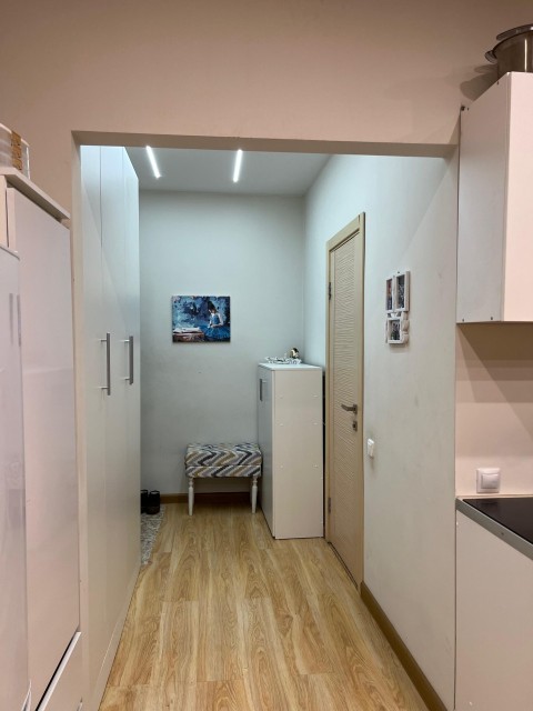 1 комн., Блочный, Областная больница, рынок "Манньыаттаах" 6