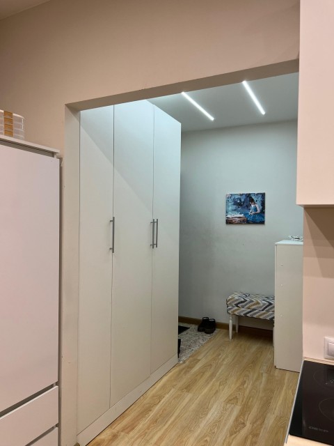 1 комн., Блочный, Областная больница, рынок "Манньыаттаах" 4