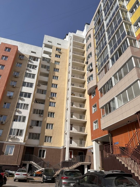 3 комн., Монолитно-каркасный, 103 квартал (Ростелеком) 13