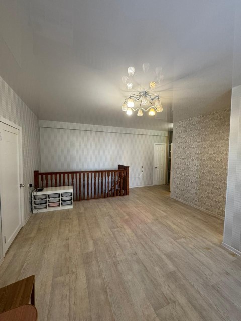 4 комн., 100 м², Блочный, Вавилон 2