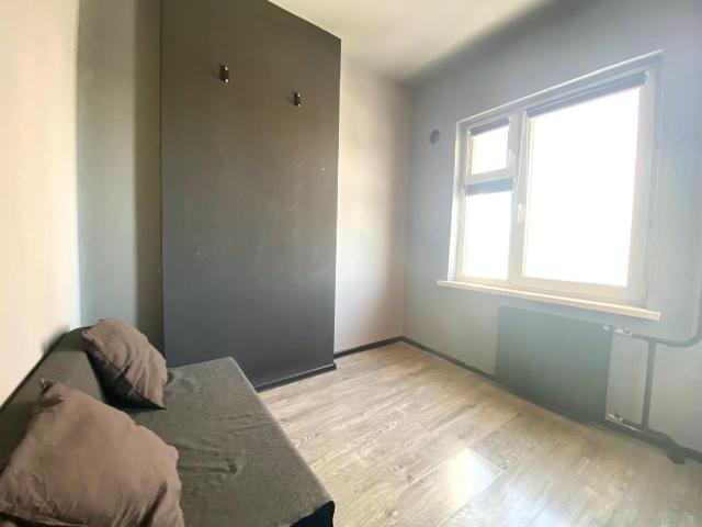 Студия, 112 серия, Авиапорт 8