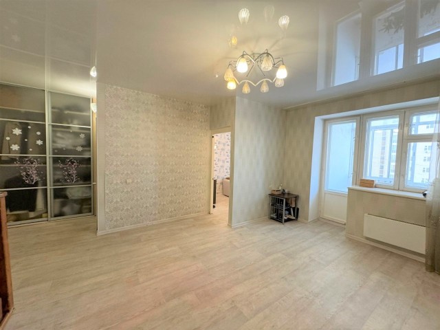 4 комн., 100 м², Блочный, Вавилон