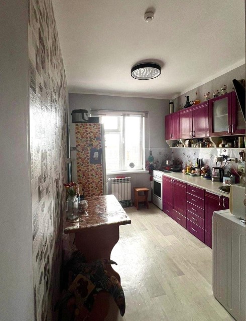 3 комн., 58 м², Монолитно-каркасный, Глазная больница 5