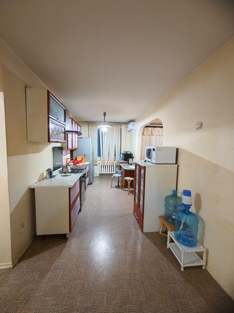 4 комн., 72 м², КПД, Крытый рынок 2