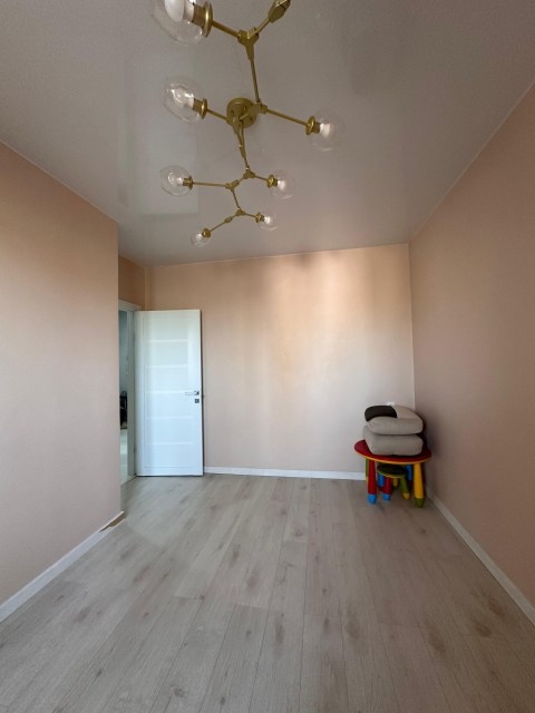 3 комн., Монолитно-каркасный, 103 квартал (Ростелеком) 4