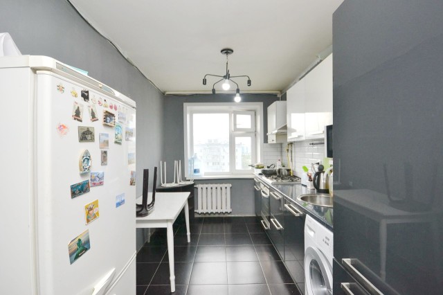 4 комн., 71 м², КПД, ТЦ "Олонхо" 11