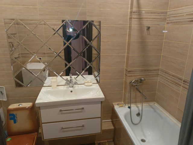 1 комн., 39 м², Инд. планировка, Областная больница, рынок "Манньыаттаах" 5